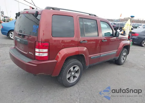 2008 Jeep Liberty Sport из США, поврежденный, VIN 1J8GN28KX8W231944